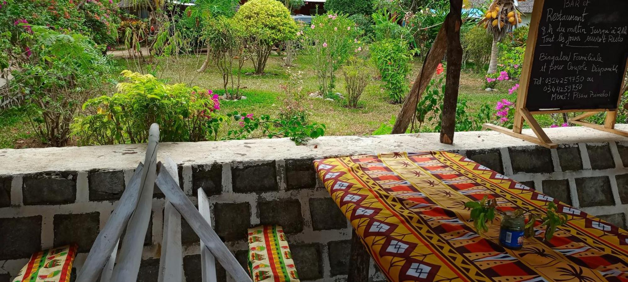 Piscine Bimoko Hotel Nosy Be Exterior photo